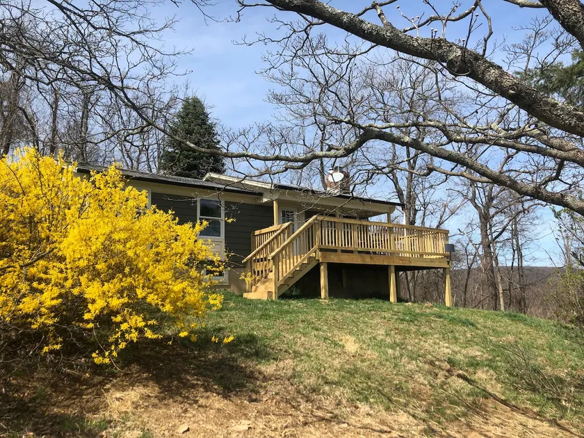 Brews & Views ~ Cottage at Dirt Farm Brewing - Image 1
