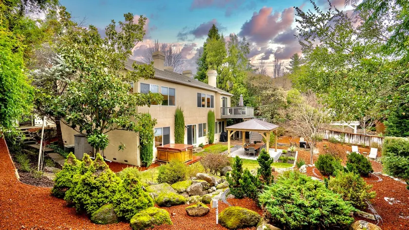 Elegant & Spacious Luxury Wine Country Estate - Image 1
