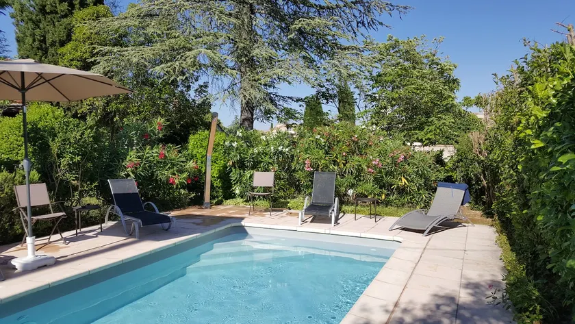 Dream of Provence: Villa with garden and pool - Image 1
