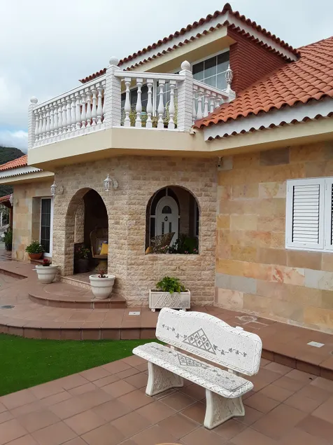 Expectacular Villa - Image 1