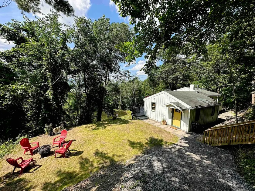 The Hill Hideaway - Image 1