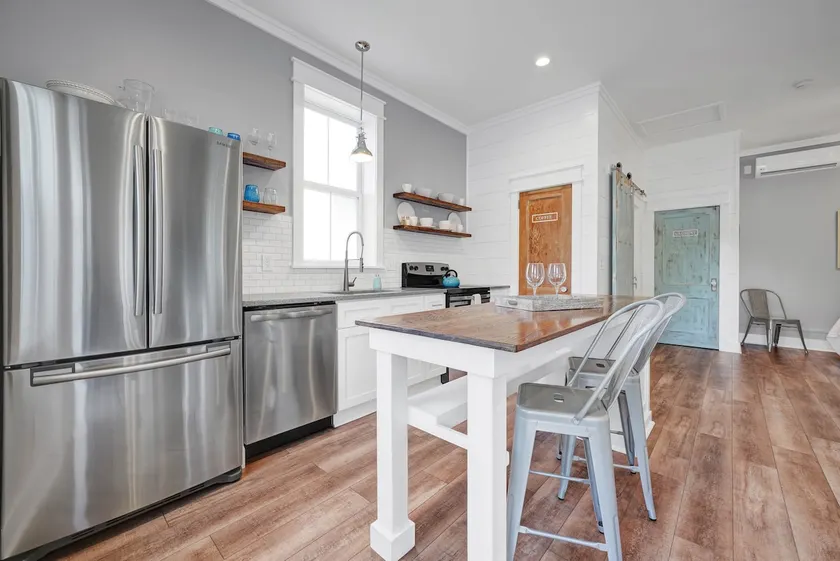 Crestwood Cottage - Image 1