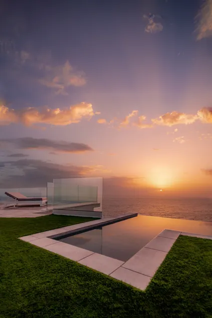 V&C Luxury Village - Image 1