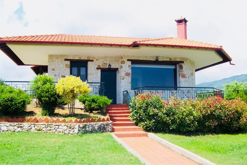 Beautiful villa with a wonderful sea view - Image 1