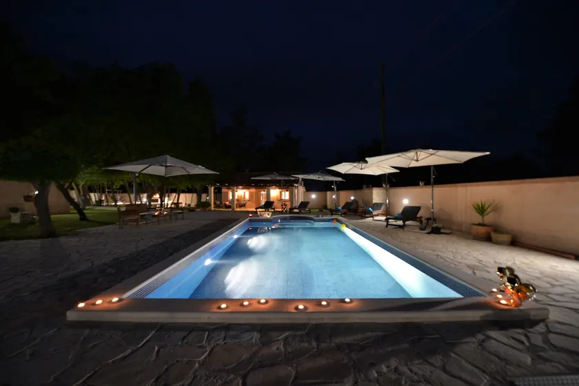 Villa Green Oasis Miro - Image 1
