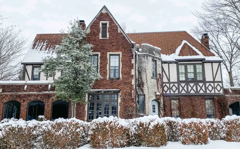 Historic Midtown Chateau + Guest House - Sleeps 19 - Image 1