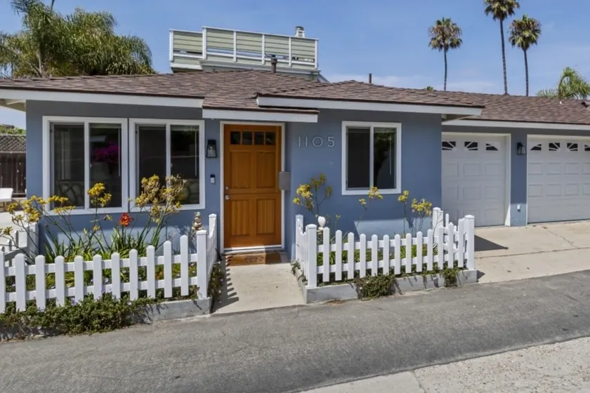 New Ventura Surf Bungalow on Prime Beach Lane - Image 1
