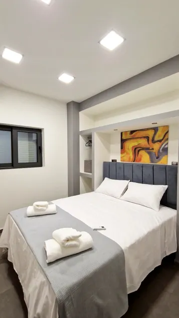 Faronita - Luxury apt in the heart of Kalamata - Image 1