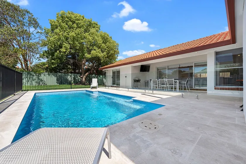 The Orchard- Luxury in Central Yarrawonga - Image 1
