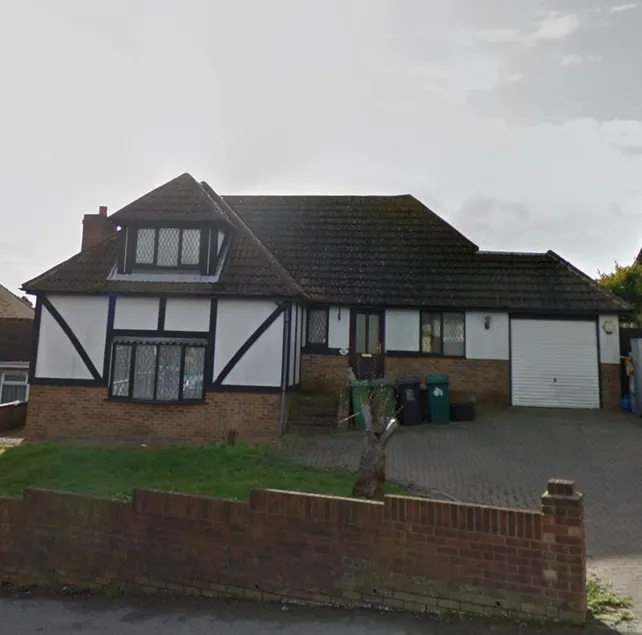 A village tranquil modern Tudor house sea views - Image 1
