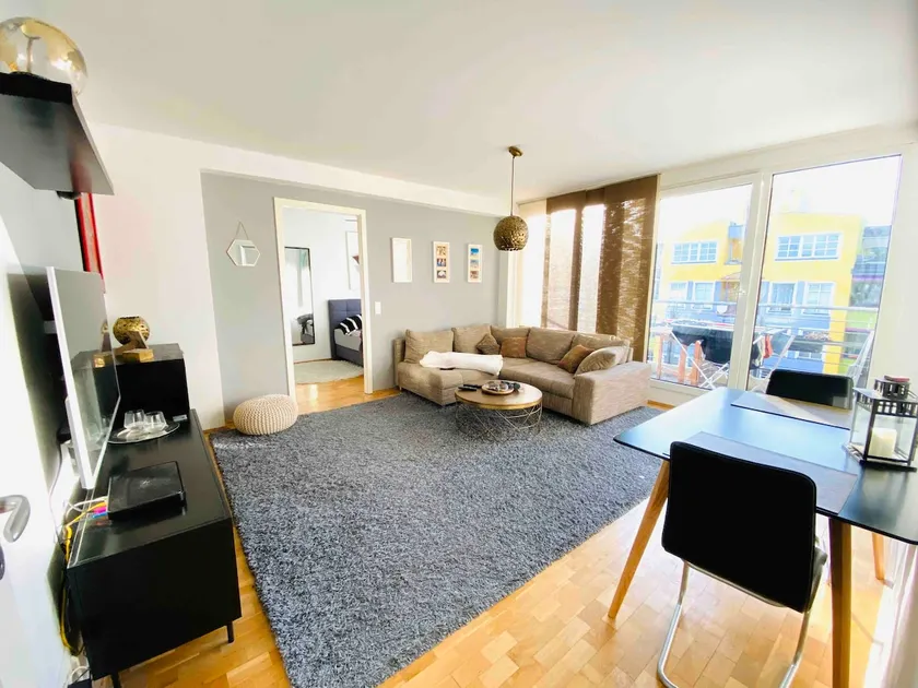 Central Apartment with balcony in Berlin-Mitte - Image 1