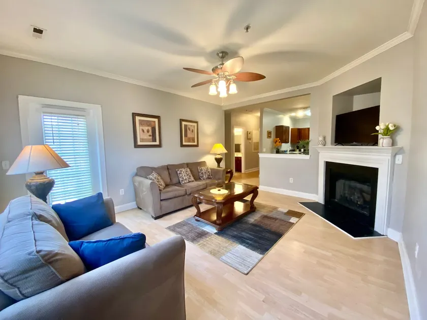 Lake Norman Condo near Charlotte! *Pool and Gym* - Image 1