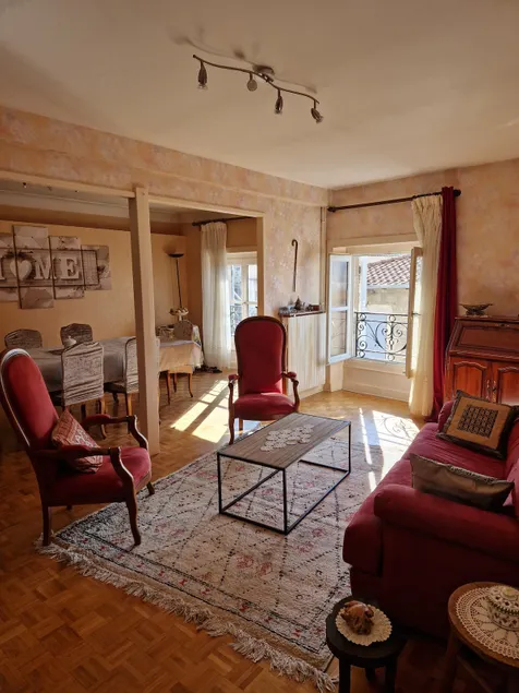 Welcome to Cocon de Séguret 90 m² duplex - Image 1