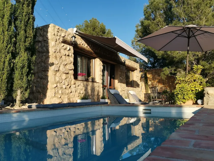 Ocean and mountain views, house with private pool - Image 1