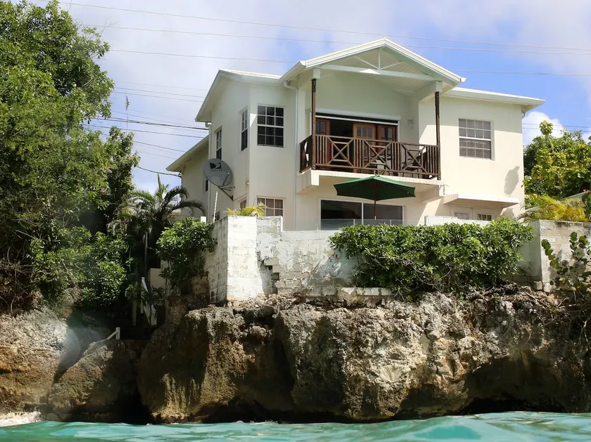Oceanfront 2 Bed on West Coast - Sea Spray Villas - Image 1