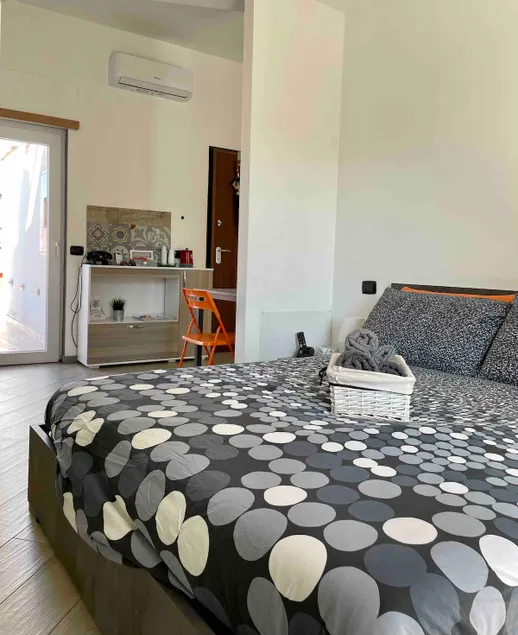 9 Diamond House in Rome - Image 1