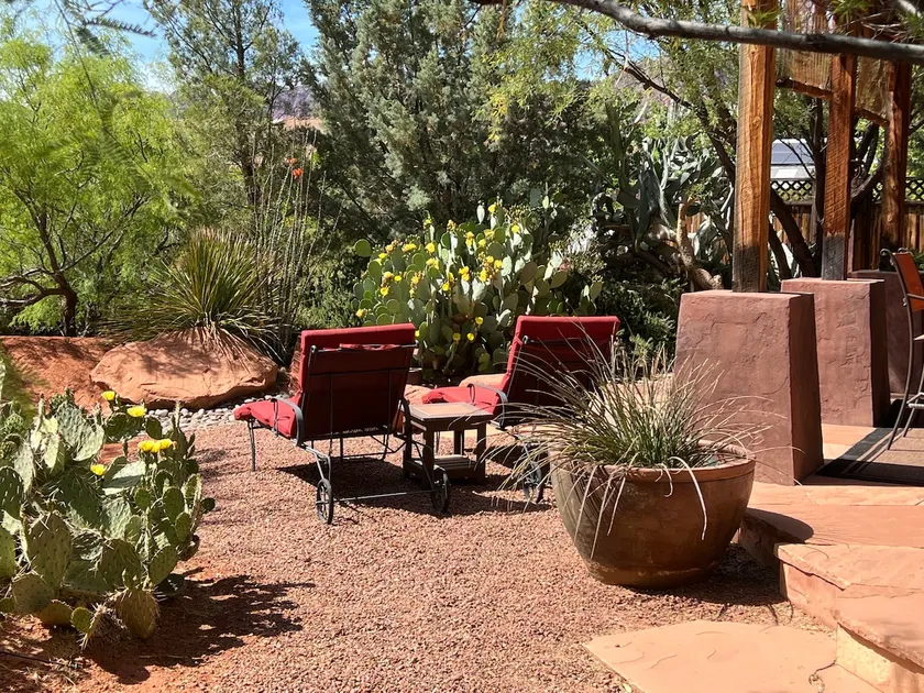 Desert Oasis & Spa - Kayenta, Tuacahn & Zion - Image 1