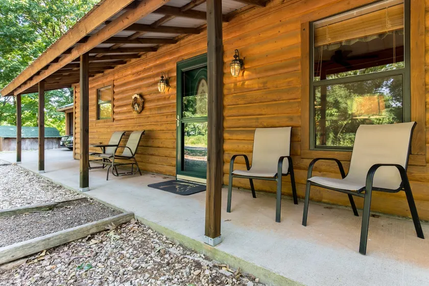Eureka Summit Hideaway - Image 1