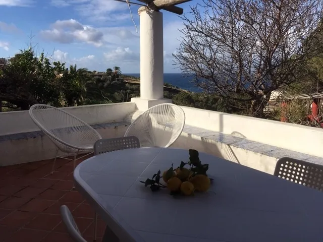 Casa i due mandorli - sleeps 4 - Image 1
