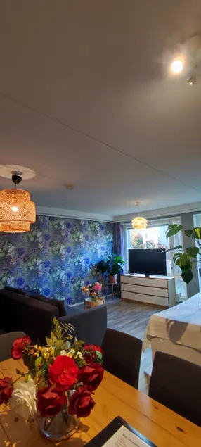 Stylish apartment for upto 8 near Helsinki Airport - Image 1