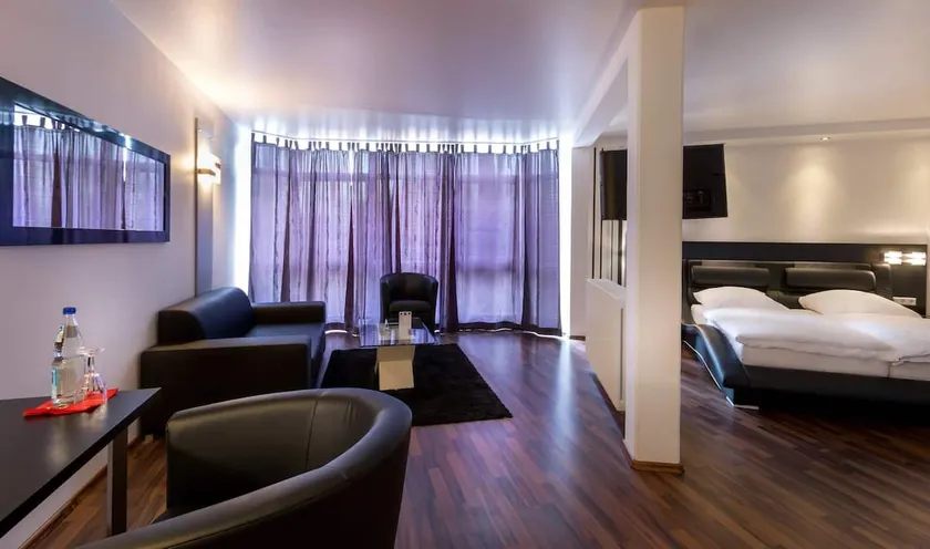 Business Apartment Frankfurt Airport - Image 1