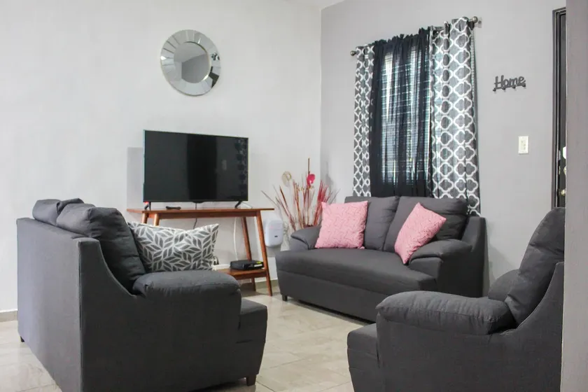 bella loma bonita apt.#1 - Image 1