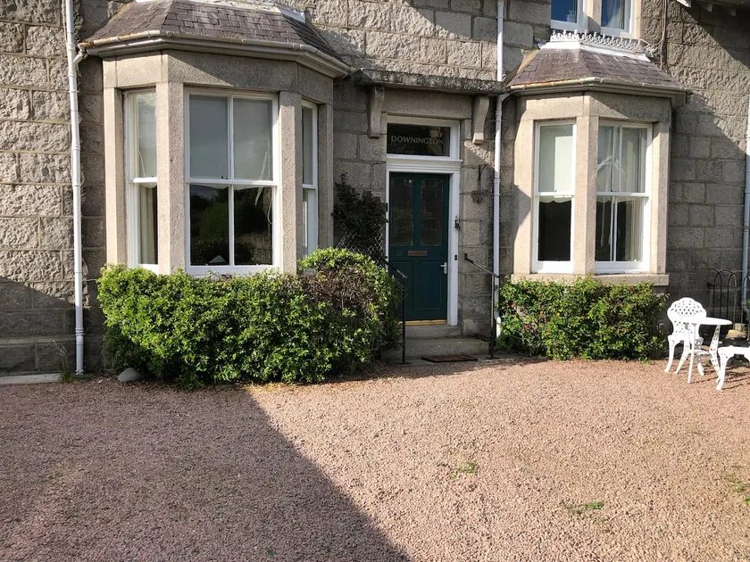 Spacious 2 Bedroom Flat in heart of Ballater - Image 1
