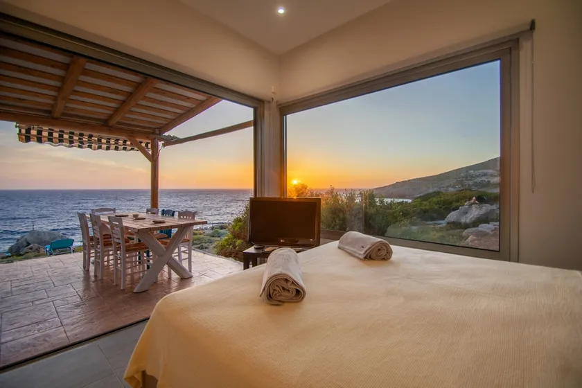 White Rock Cave Villa by "elite" - Image 1