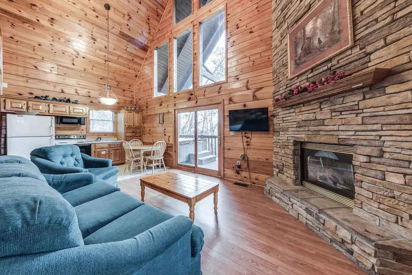 Private and quite 2 bed 2 bath 10 min Pigeon forge - Image 1