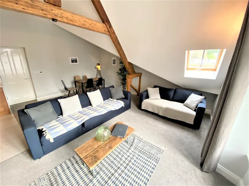 Town Hall Lofts, Flat 1 - Image 1