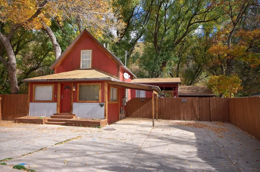 River Access Home in Downtown Manitou Springs - Image 1