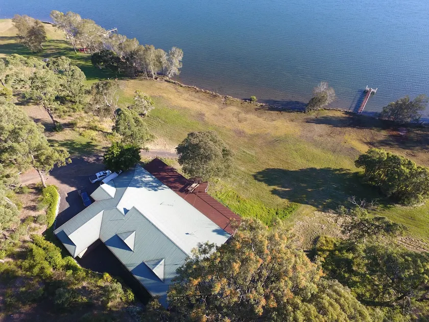 The Waterfront Lakehouse - POSTI LETTO 12 Comodamente in 6 camere da letto e 3 bagni - Image 1