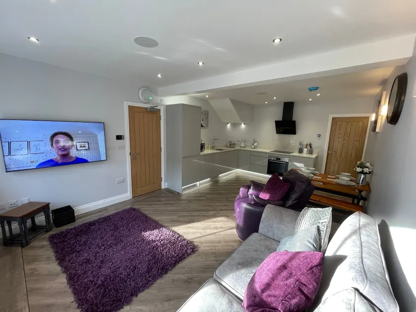 Luxury Lakes View Hot Tub Close to Windermere ! - Image 1