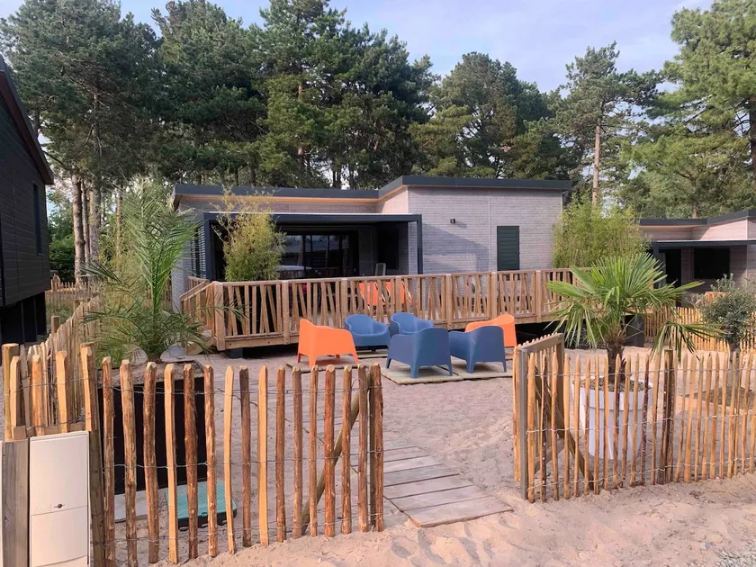 “LES PINS” – indoor pool, beach, for 7 people + 2 - Image 1