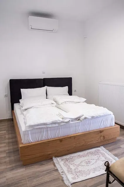Apartment One - Image 1