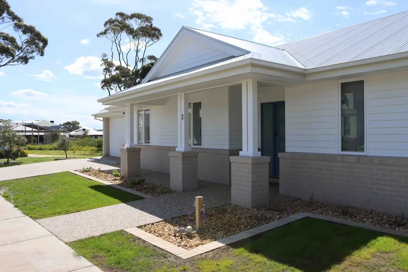 Cowes, New Home, Fast NBN WIFI - Image 1