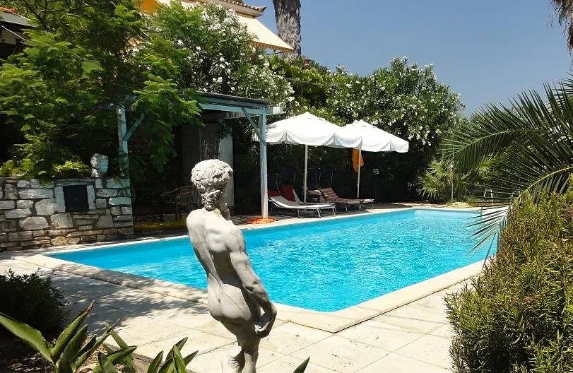 Evy's apartment, romantic studio with swimming pool - Image 1