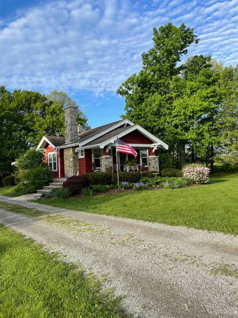 The Clyde House - Image 1