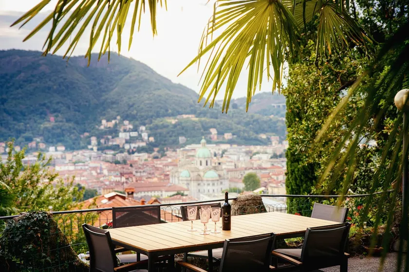 Villa Bertacchi - inside and out Como - Image 1