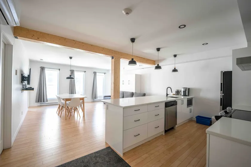 Apartment in downtown Quebec city (Parking) #1 - Image 1