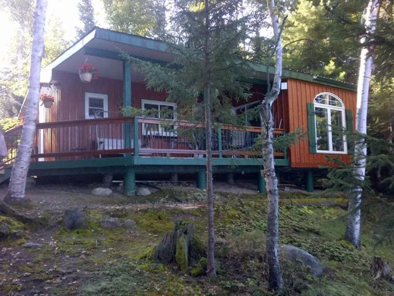 Waterfront Cottage - Image 1