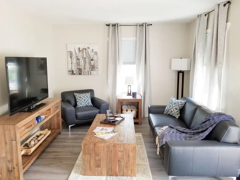 The Place on Pilot Quiet 3 bed in Historic Haymont - Image 1