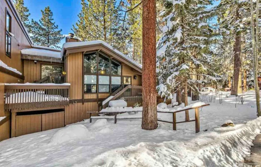 Entire Townhome, South Lake Tahoe. - Image 1