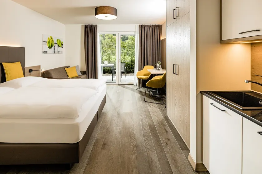 Double deluxe room with terrace near Merano - Image 1