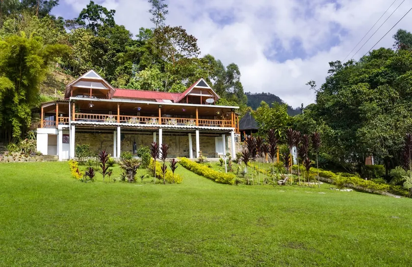 Private house: Kitchens, BBQ, WIFI, Music High Volume - Image 1