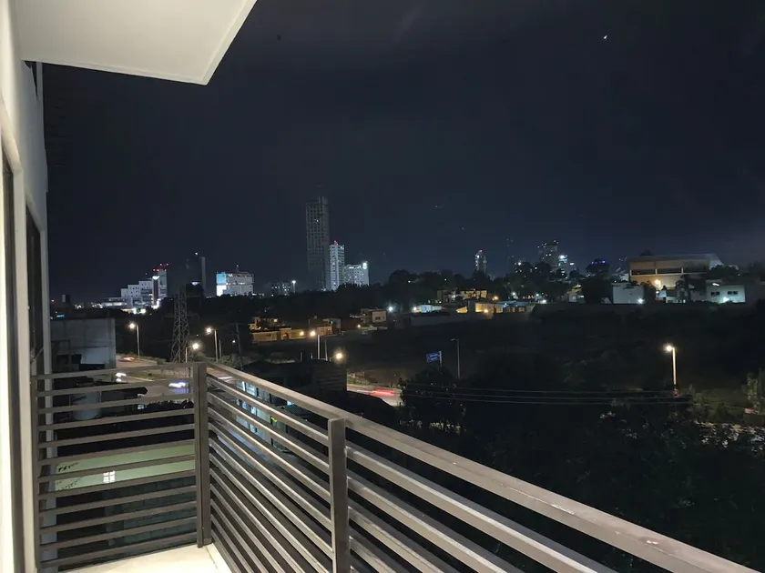 Excellent location in Angelopolis - Image 1