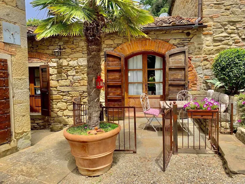 Borgo Dolci Colline Resort - Image 1