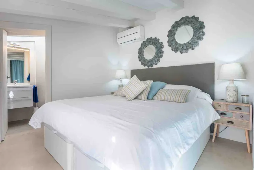 Downtown Renovated Urban Home - Image 1