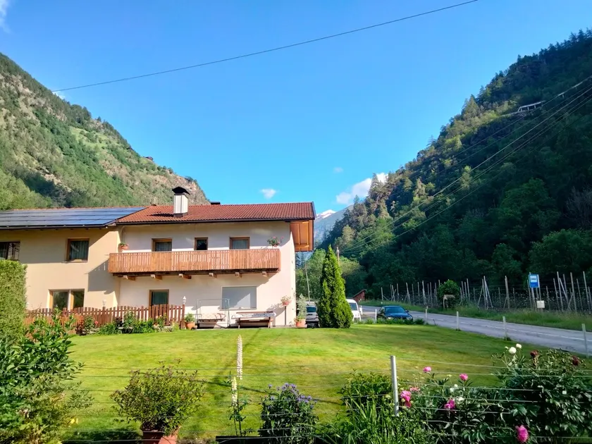 Beautiful apartment with 80 m² - Image 1