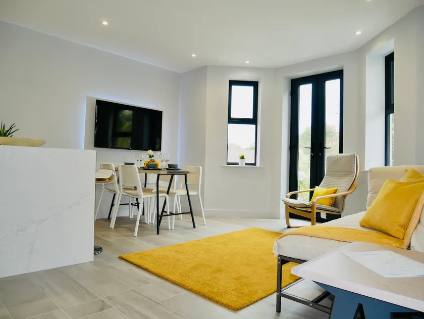 ⭐⭐⭐⭐⭐ Beautiful Apartment Near the BEACH +Netflix - Image 1